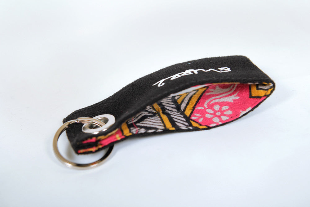 Porte-clés boucle Signature